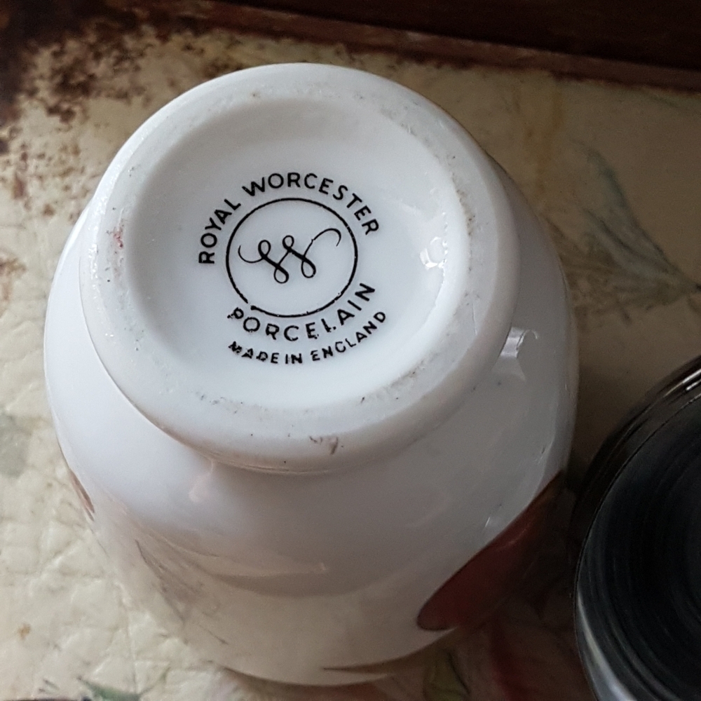 Royal Worcester Evesham Egg Coddler Vintage Ceramic Boiled Cooker Cup - Picture 10 of 10